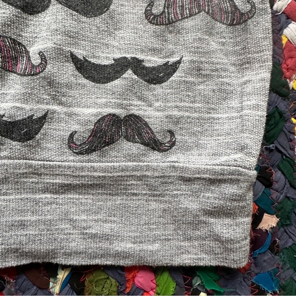 Y2K Wet Seal Gray Mustache Knit Shirt Raglan Sleeve Juniors Size XS 2010s Casual - Picture 10 of 16
